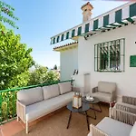 Victoria, Casa vacanze Torremolinos